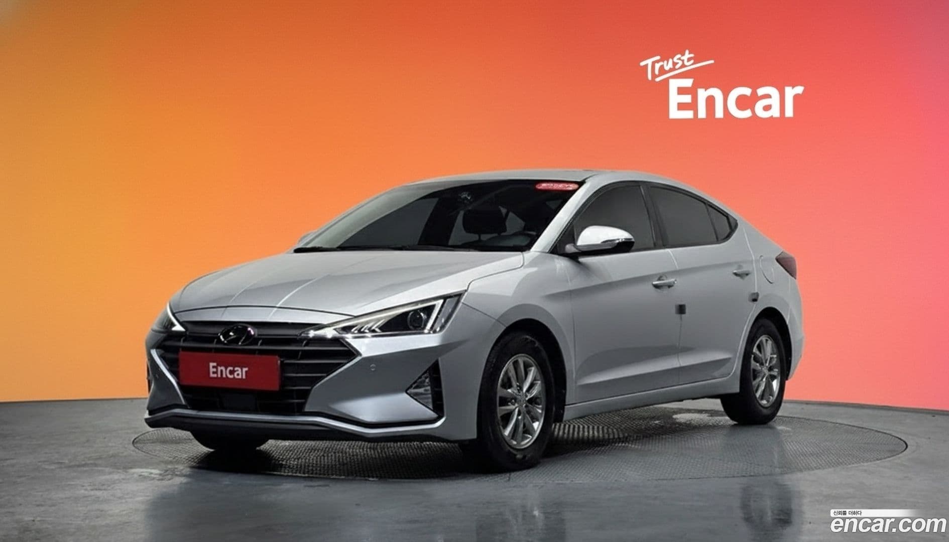 Main__Slider__Photo:AVANTE Hyundai 2019.2-0