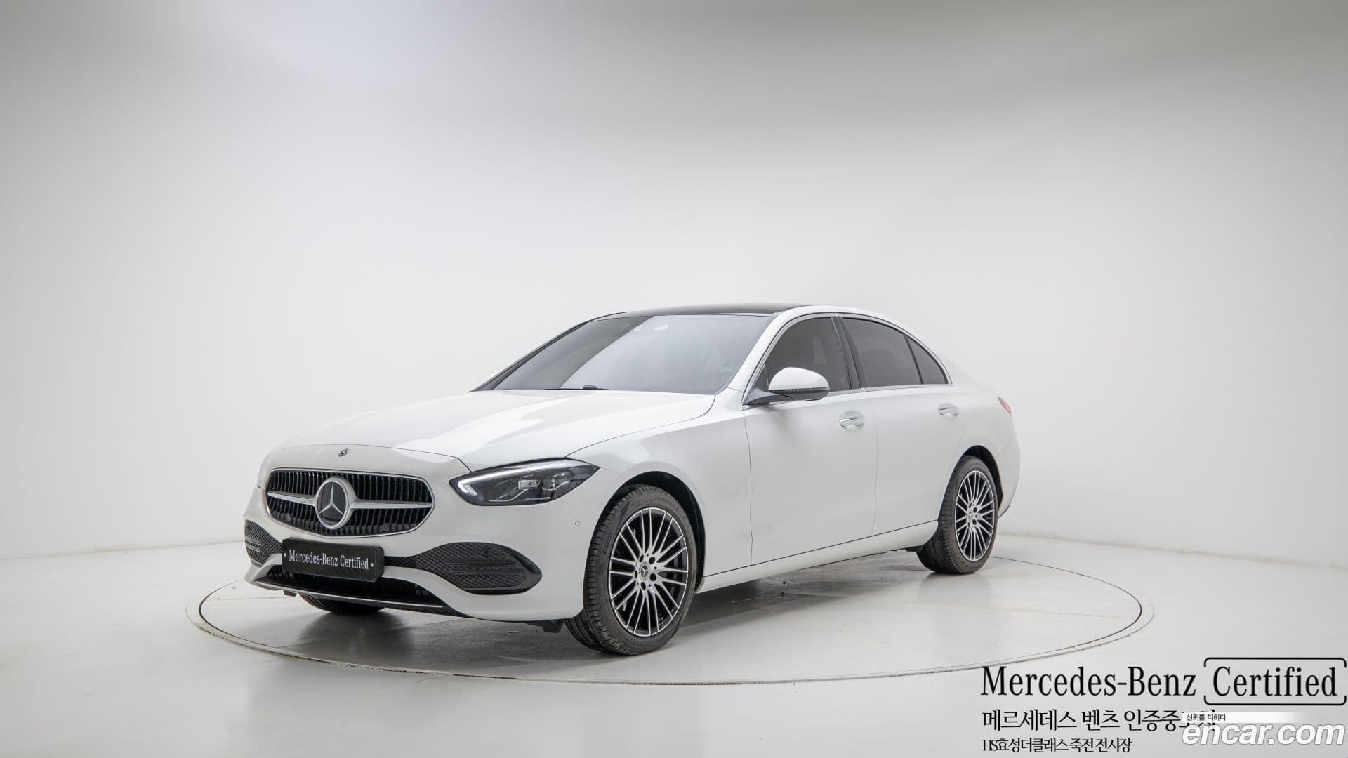 Main__Slider__Photo:C-Class Mercedes-Benz 2025.5-0
