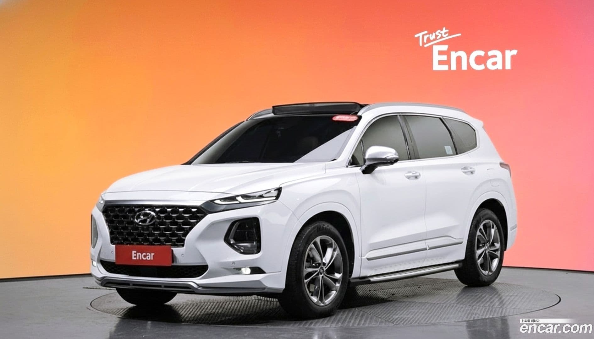 Main__Slider__Photo:Santafe Hyundai 2019.6-0