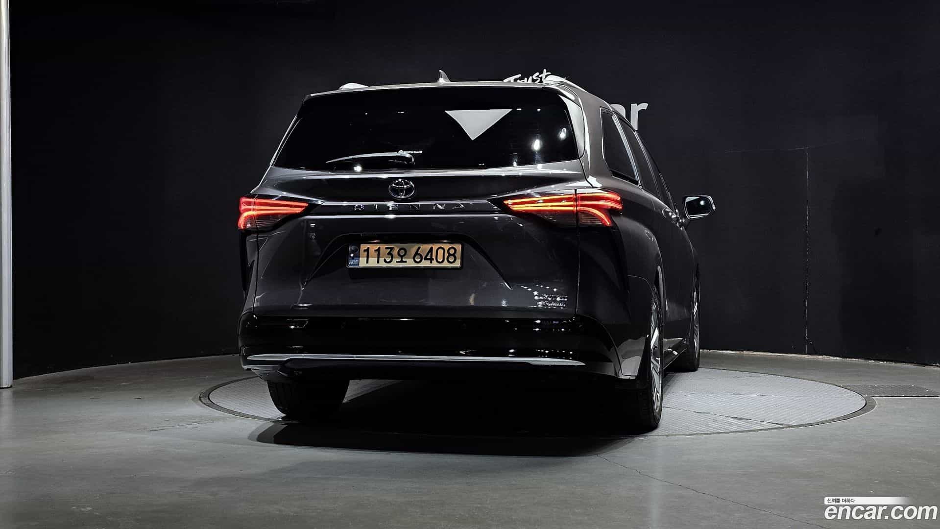 Sienna Toyota 2022.6-OUTER-004