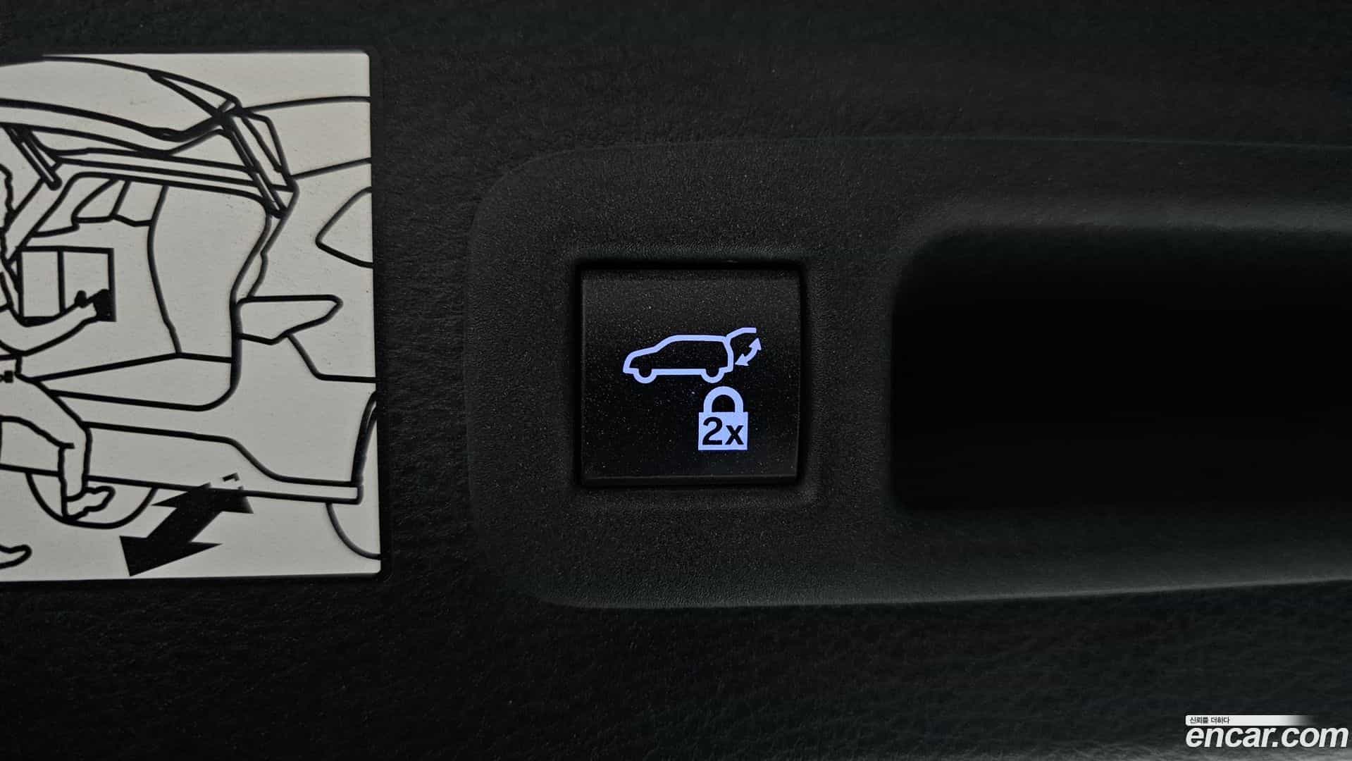 Sienna Toyota 2022.6-OPTION-024