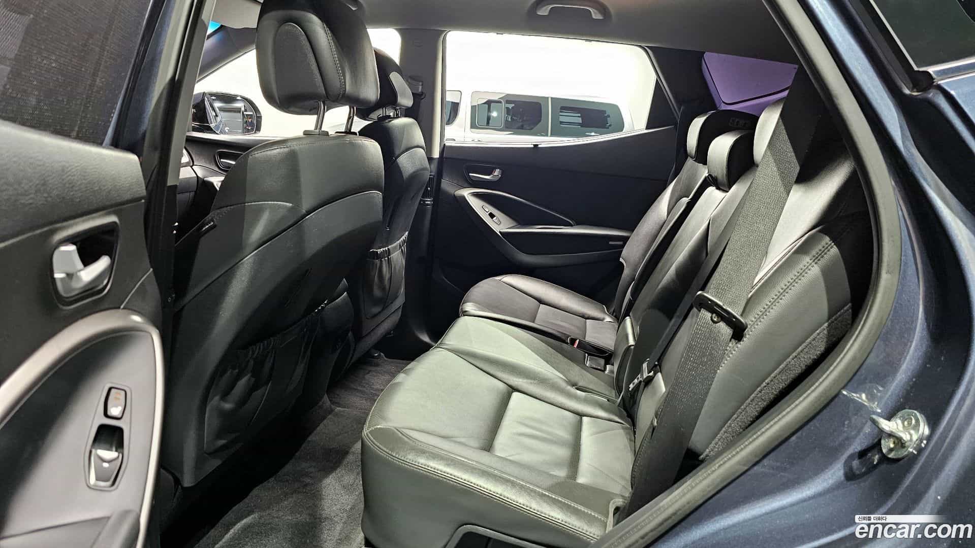 Santafe Hyundai 2017.8-OPTION-016