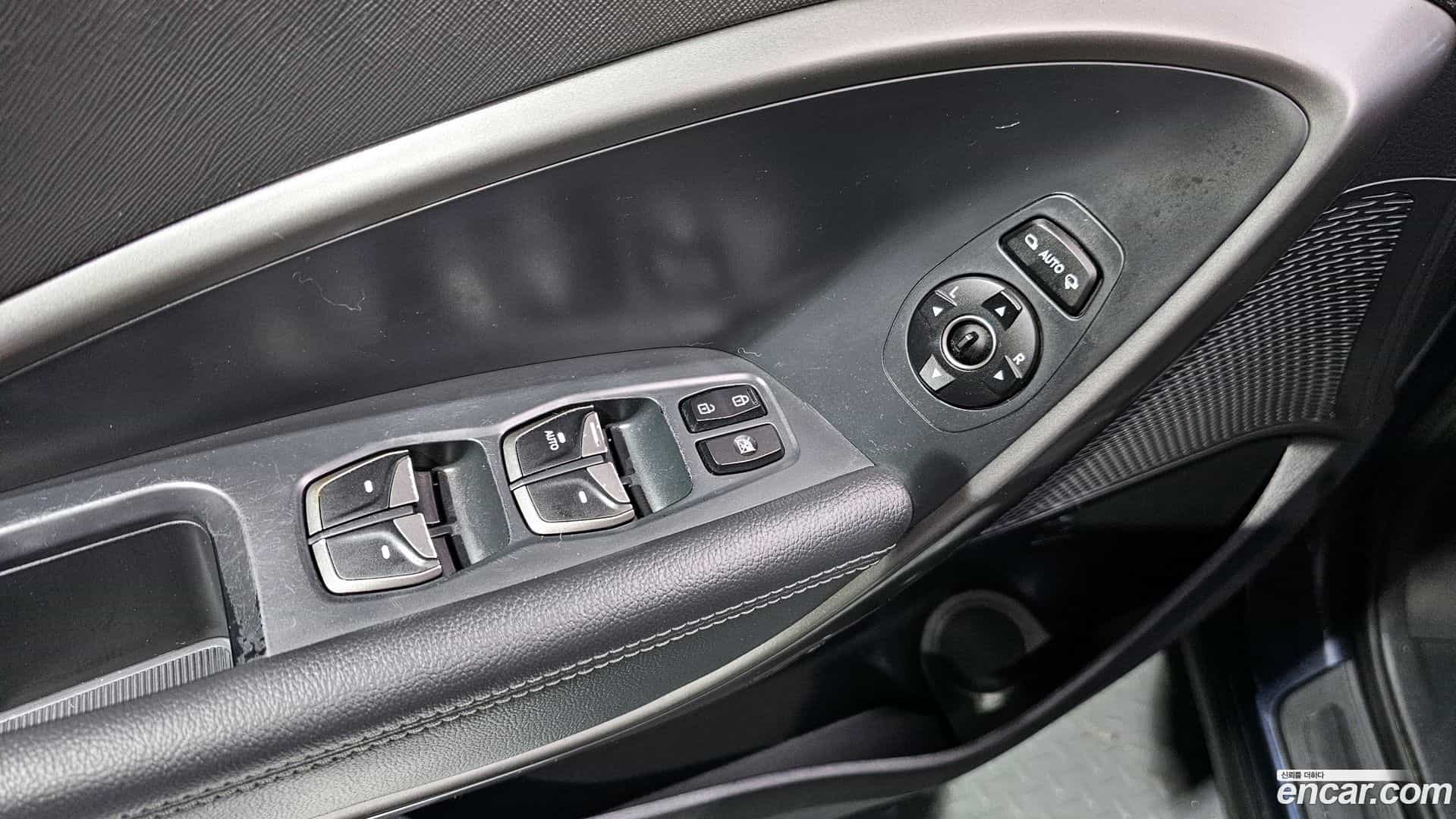 Santafe Hyundai 2017.8-OPTION-023