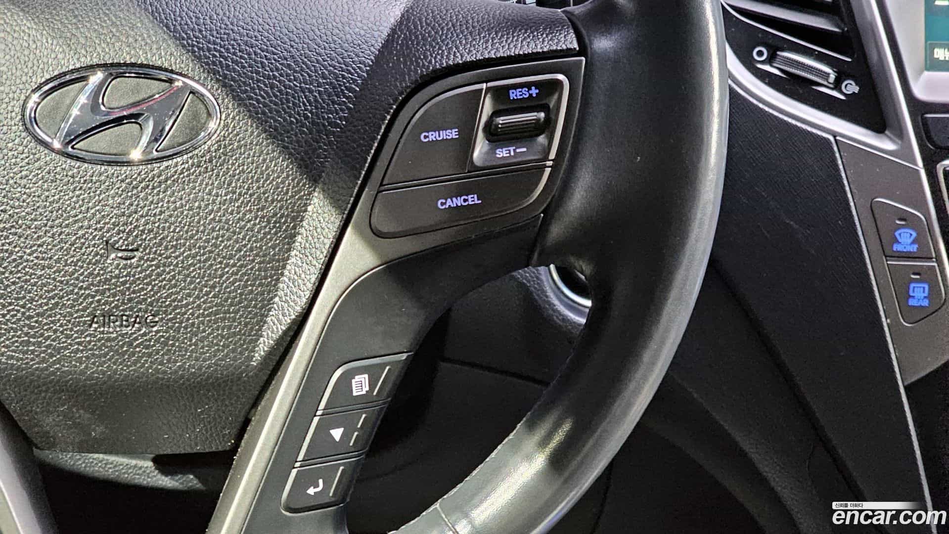 Santafe Hyundai 2017.8-OPTION-024