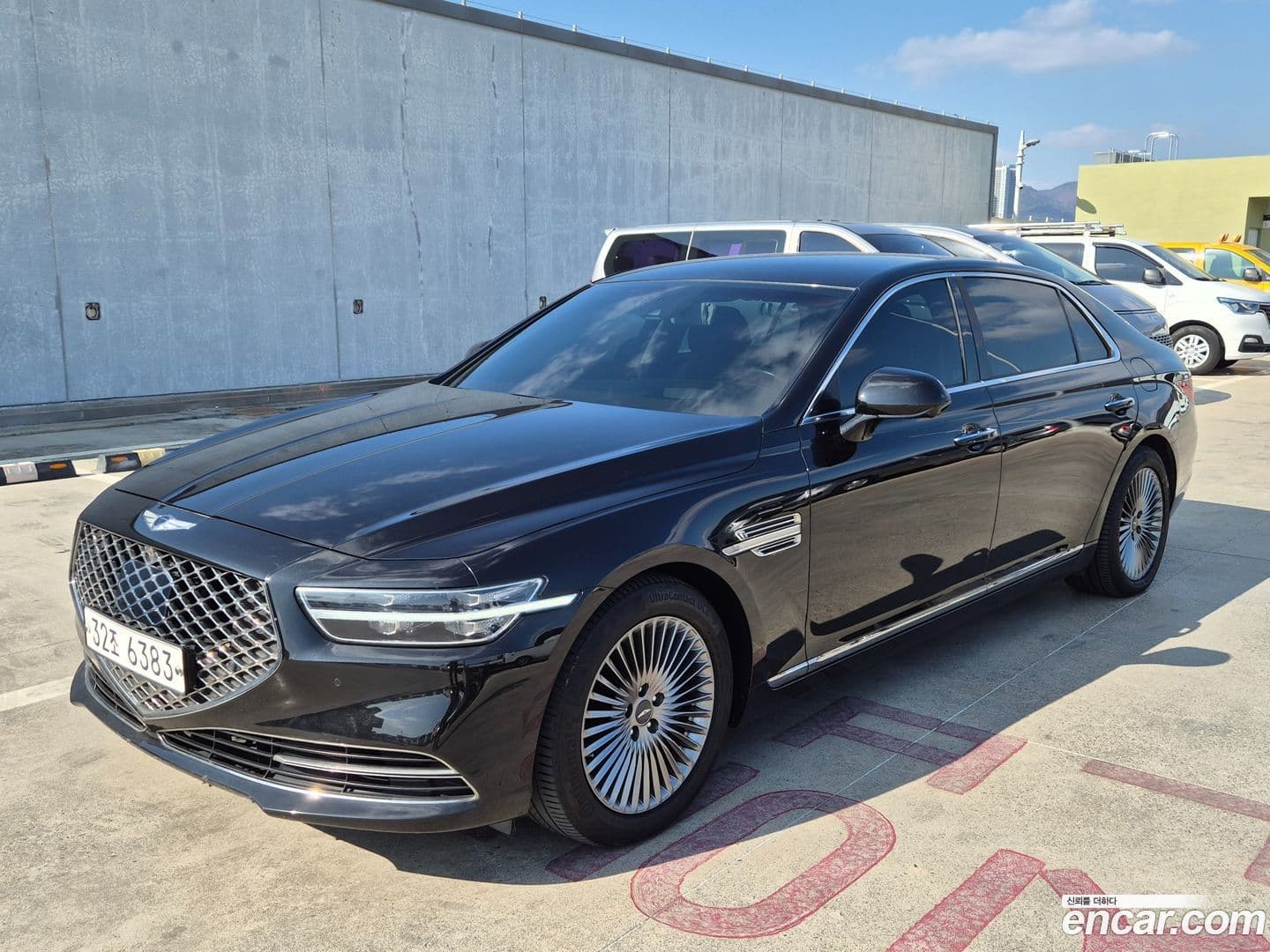 Main__Slider__Photo:G90 Genesis 2019.3-0