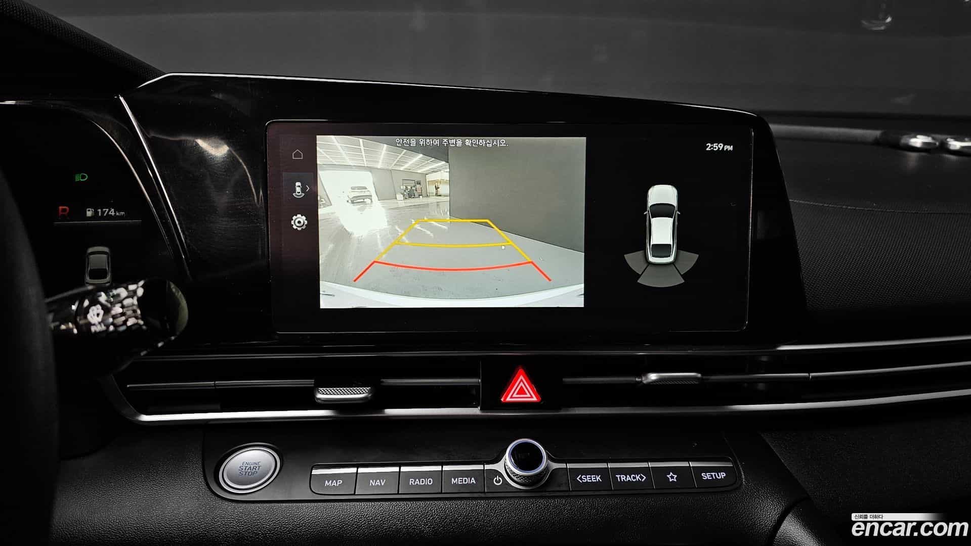 AVANTE Hyundai 2021.5-OPTION-018