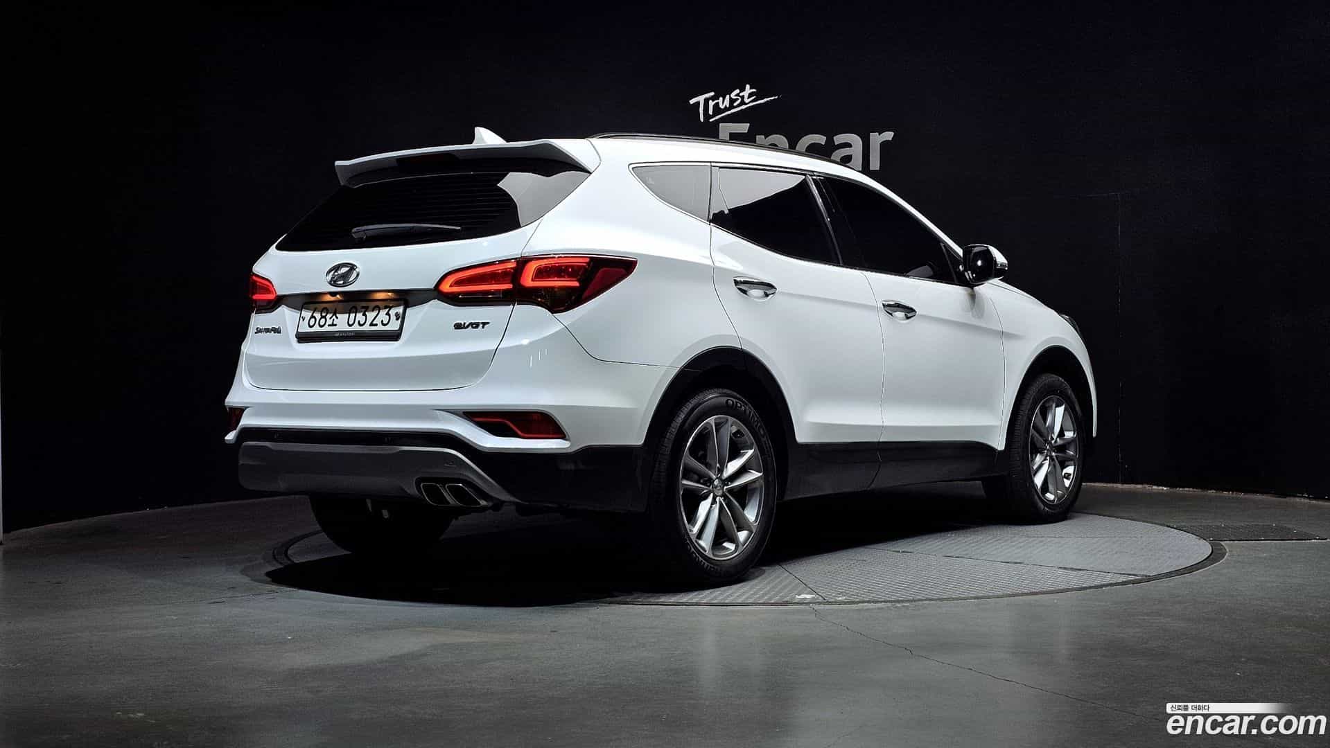 Santafe Hyundai 2016.10-OUTER-002