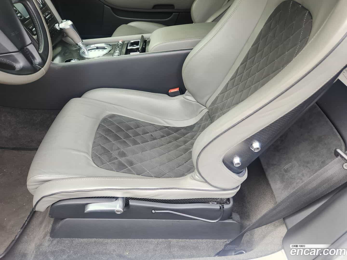 Continental Bentley 2010.11-INNER-008