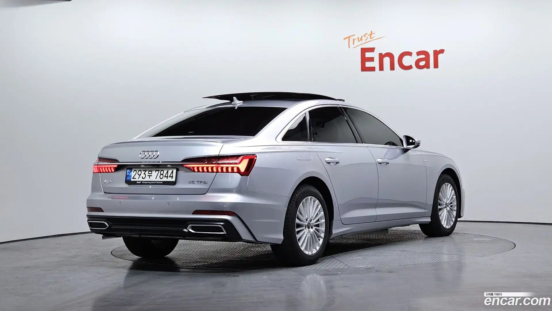 A6 Audi 2021.10-OUTER-002