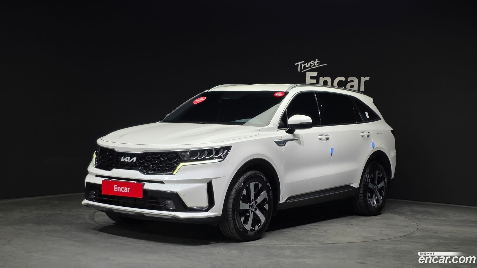 Main__Slider__Photo:Sorento Kia 2021.11-0
