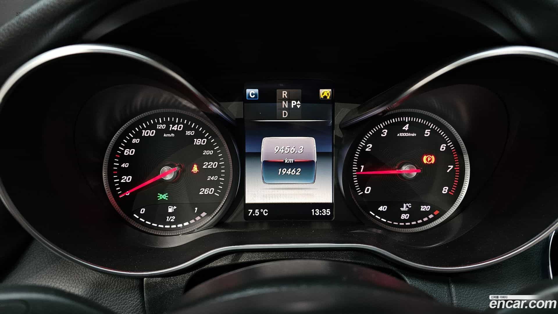 C-Class Mercedes-Benz 2016.10-INNER-008