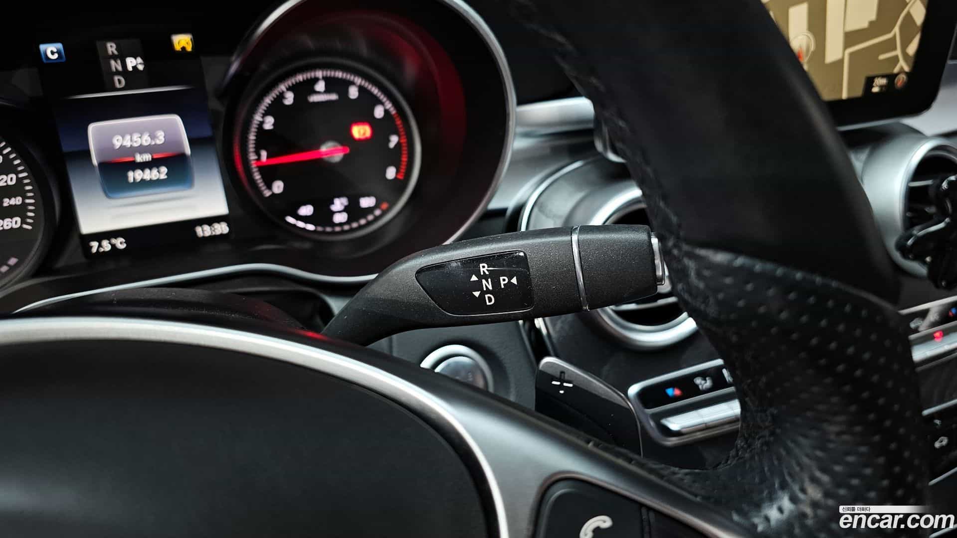 C-Class Mercedes-Benz 2016.10-INNER-009