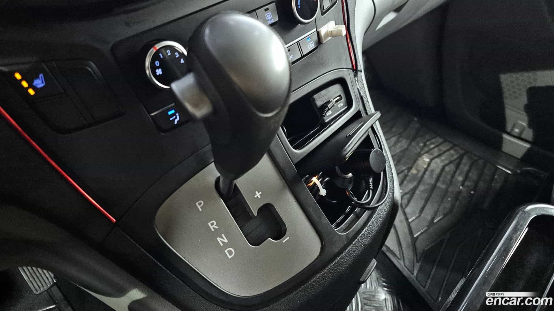 Starex Hyundai 2016.6-INNER-009