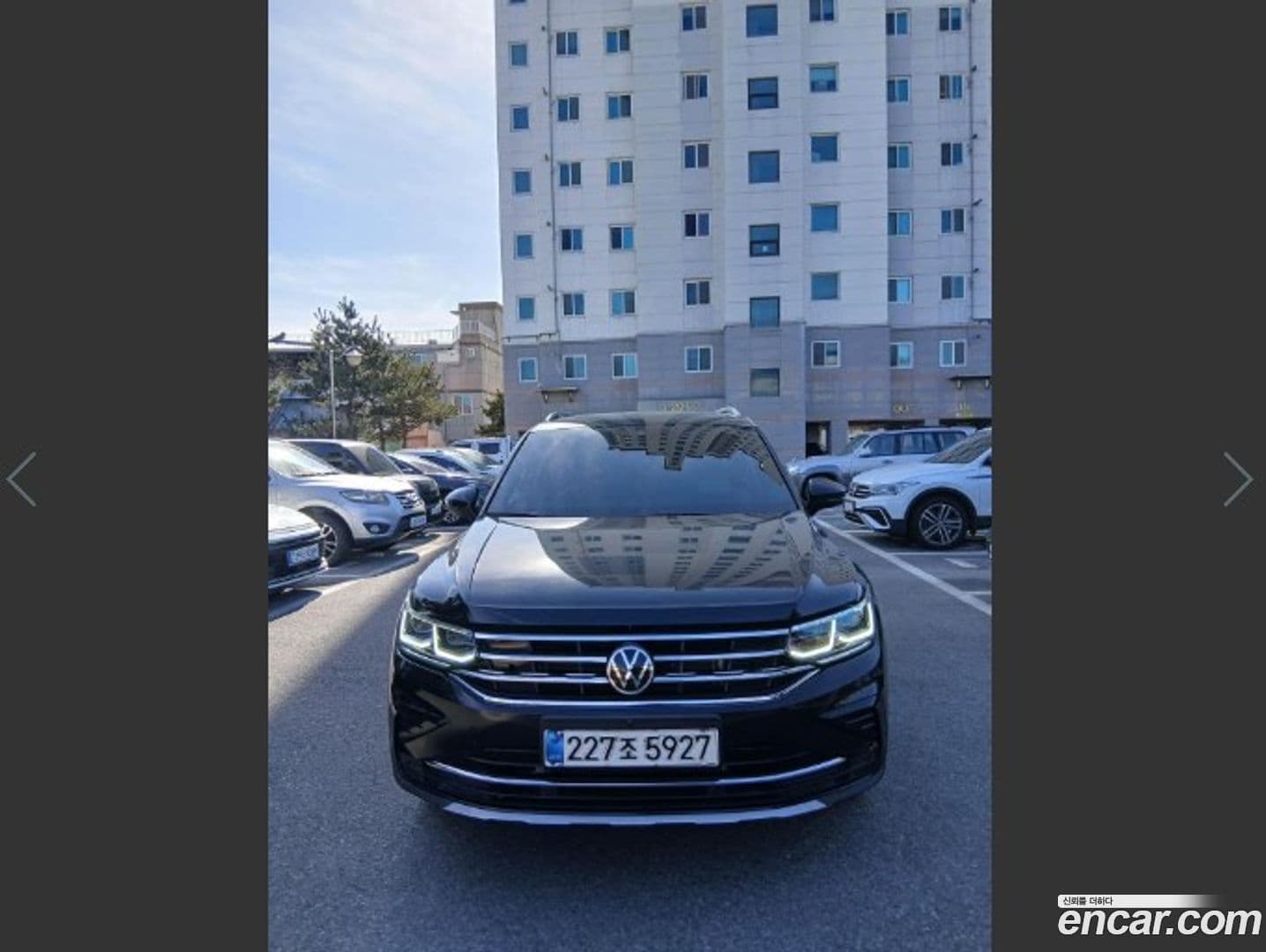 Main__Slider__Photo:Tiguan Volkswagen 2021.7-0