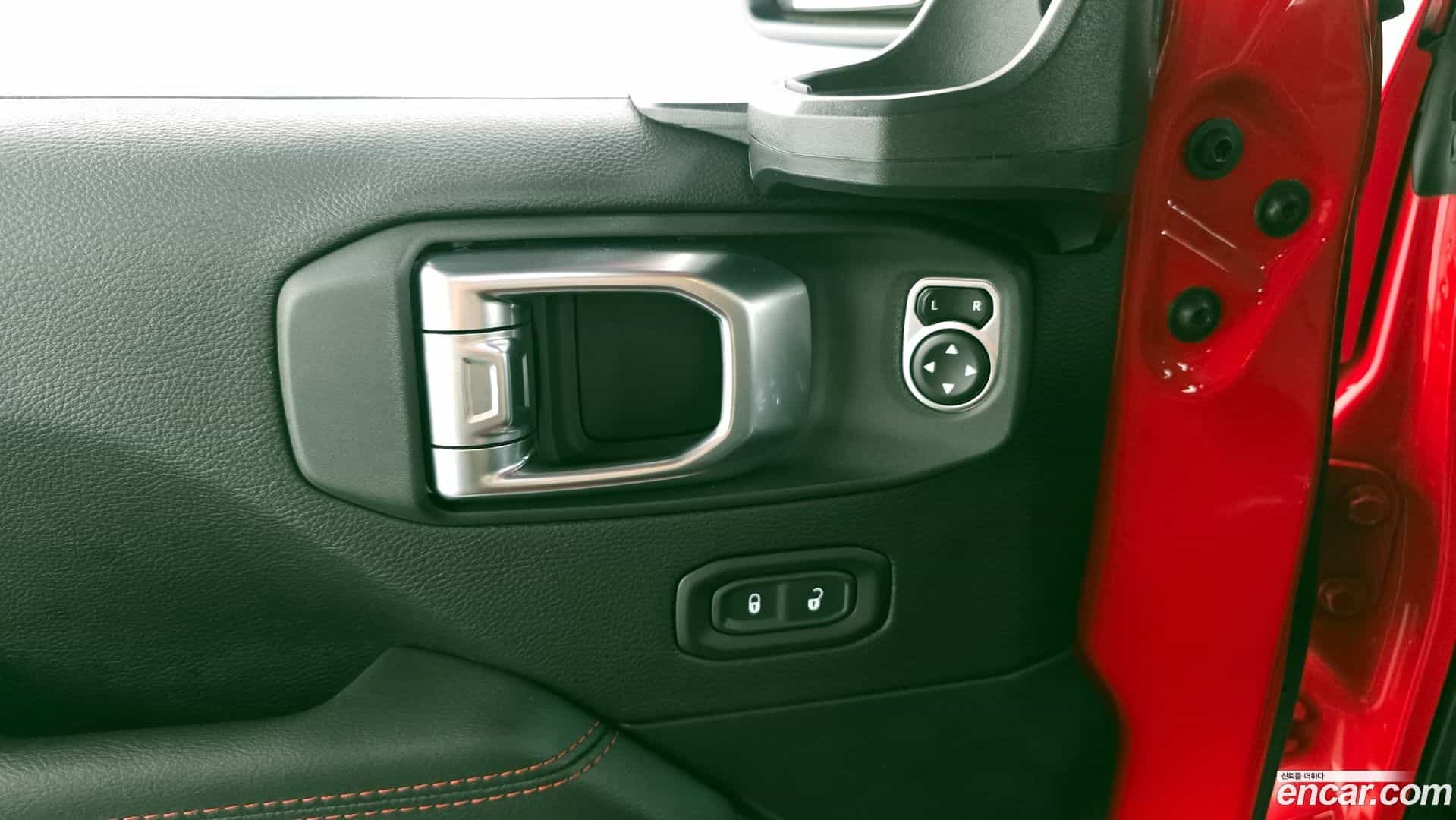 Wrangler Jeep 2020.3-OPTION-017
