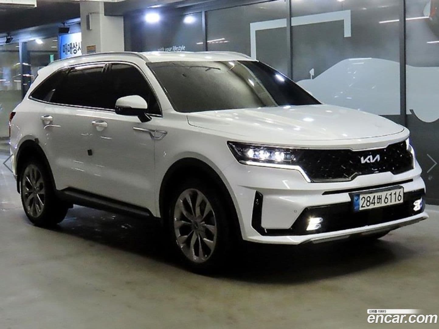 Main__Slider__Photo:Sorento Kia 2022.4-0