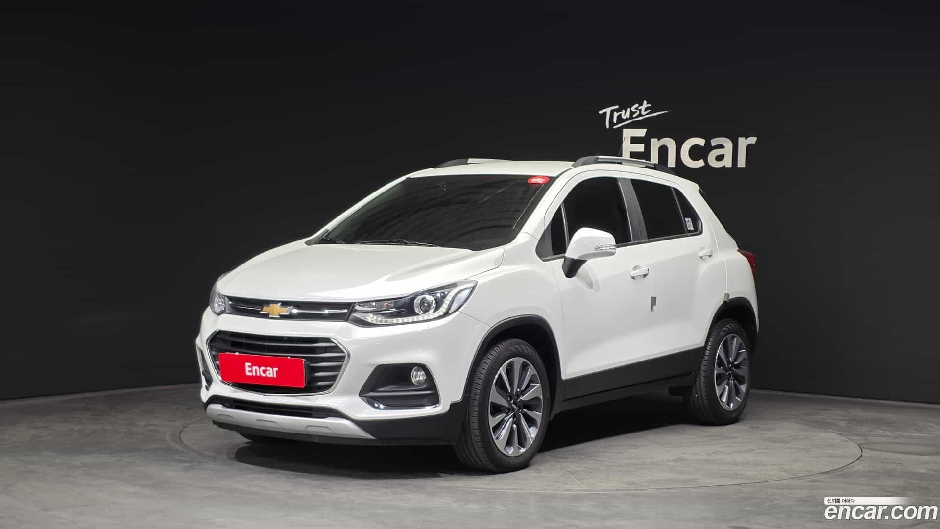 Trax Chevrolet 2021.0-OUTER-001
