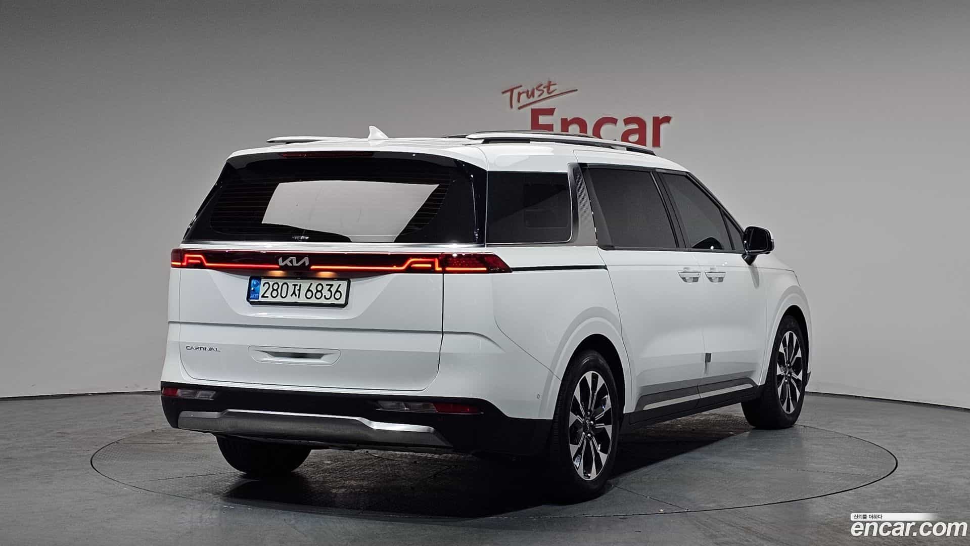 Canival Kia 2022.0-OUTER-002