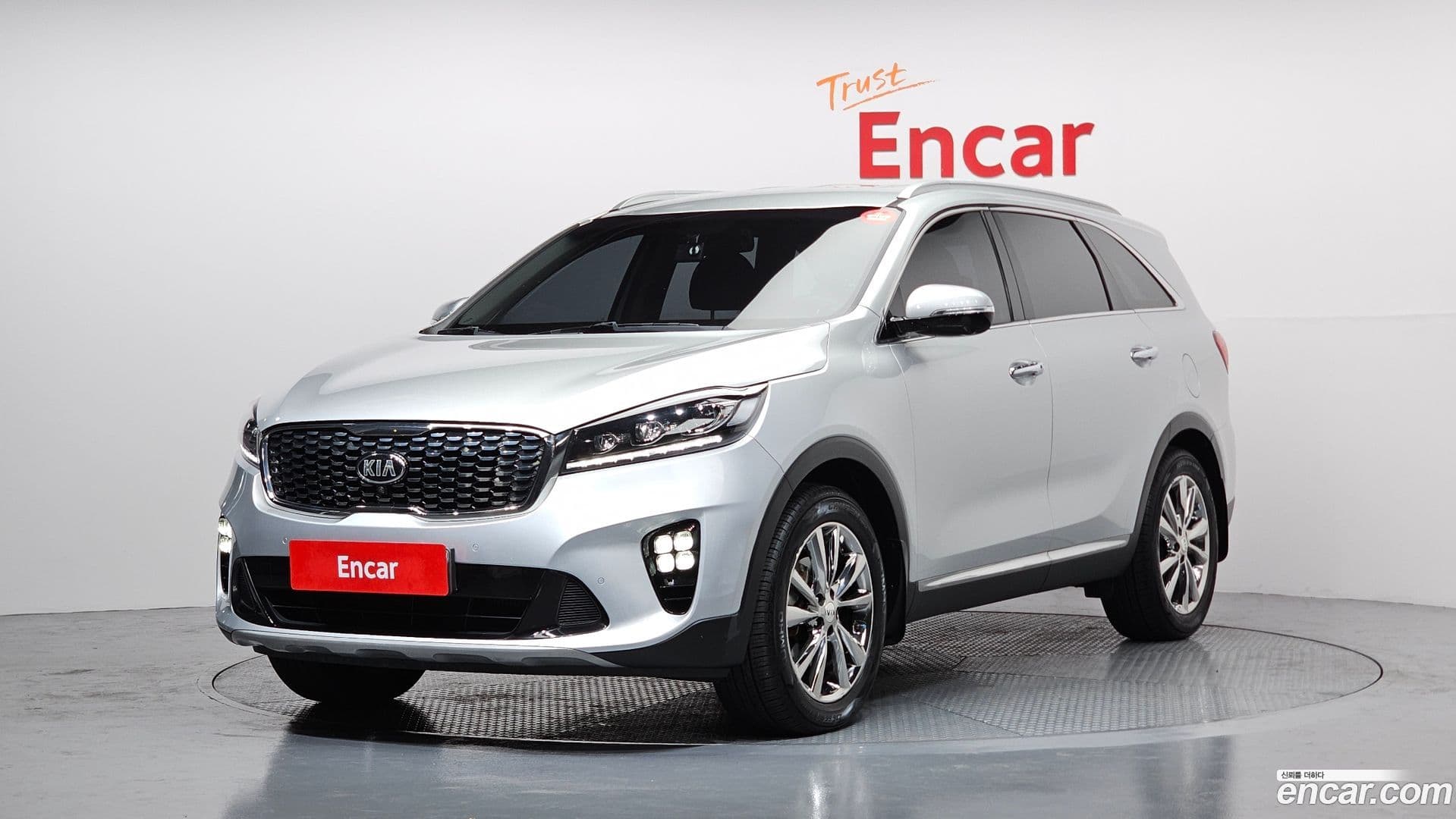 Main__Slider__Photo:Sorento Kia 2017.11-0