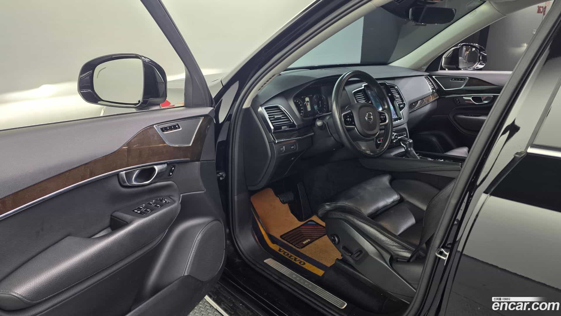 XC90 Volvo 2017.4-INNER-010