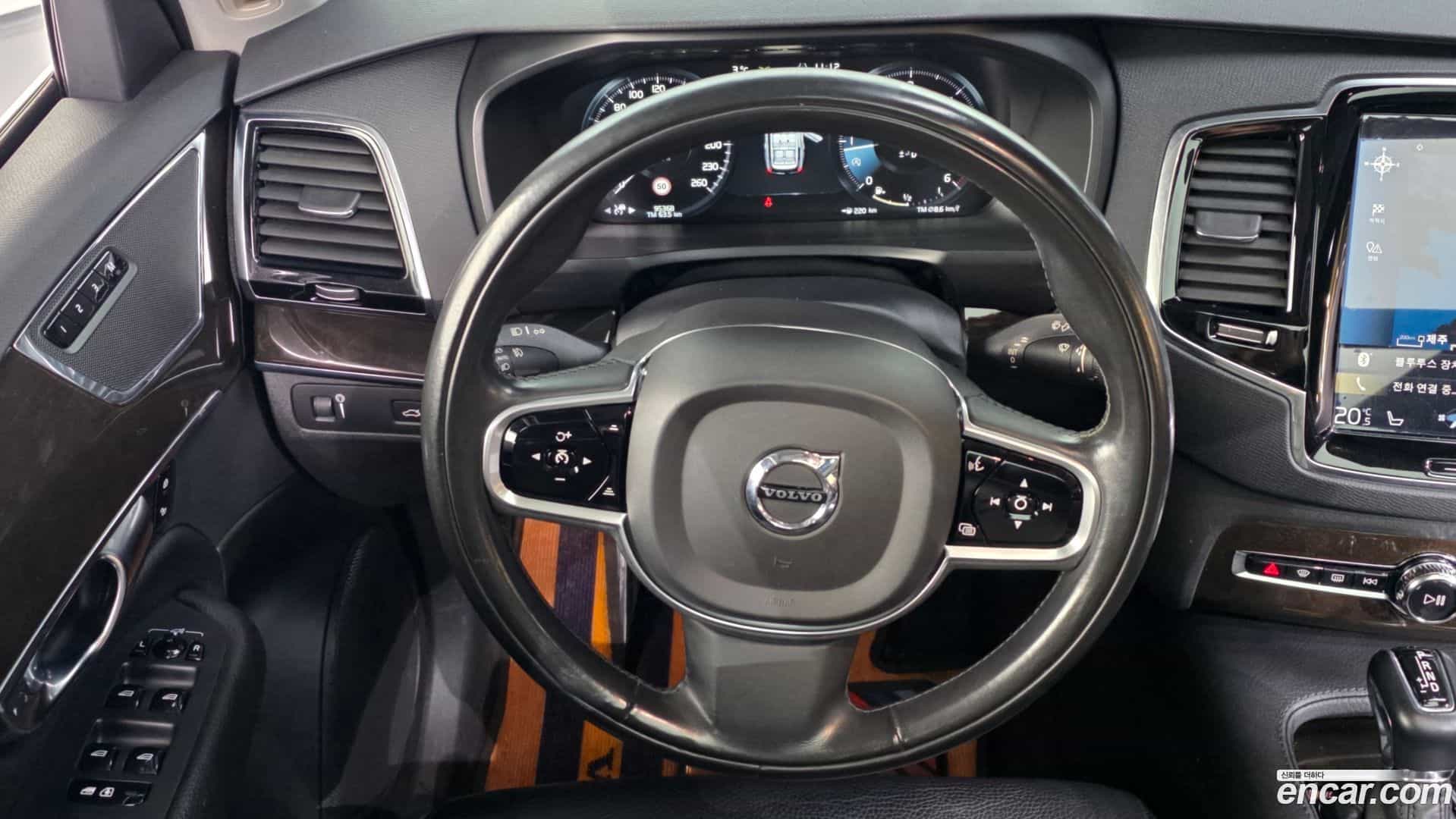 XC90 Volvo 2017.4-OPTION-017