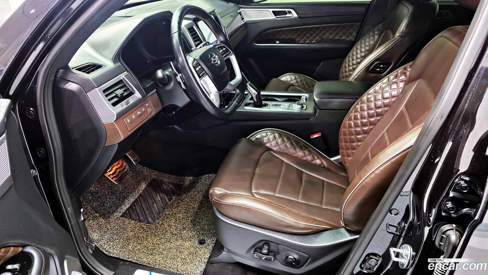 Rexton KG Mobility 2021.5-INNER-010
