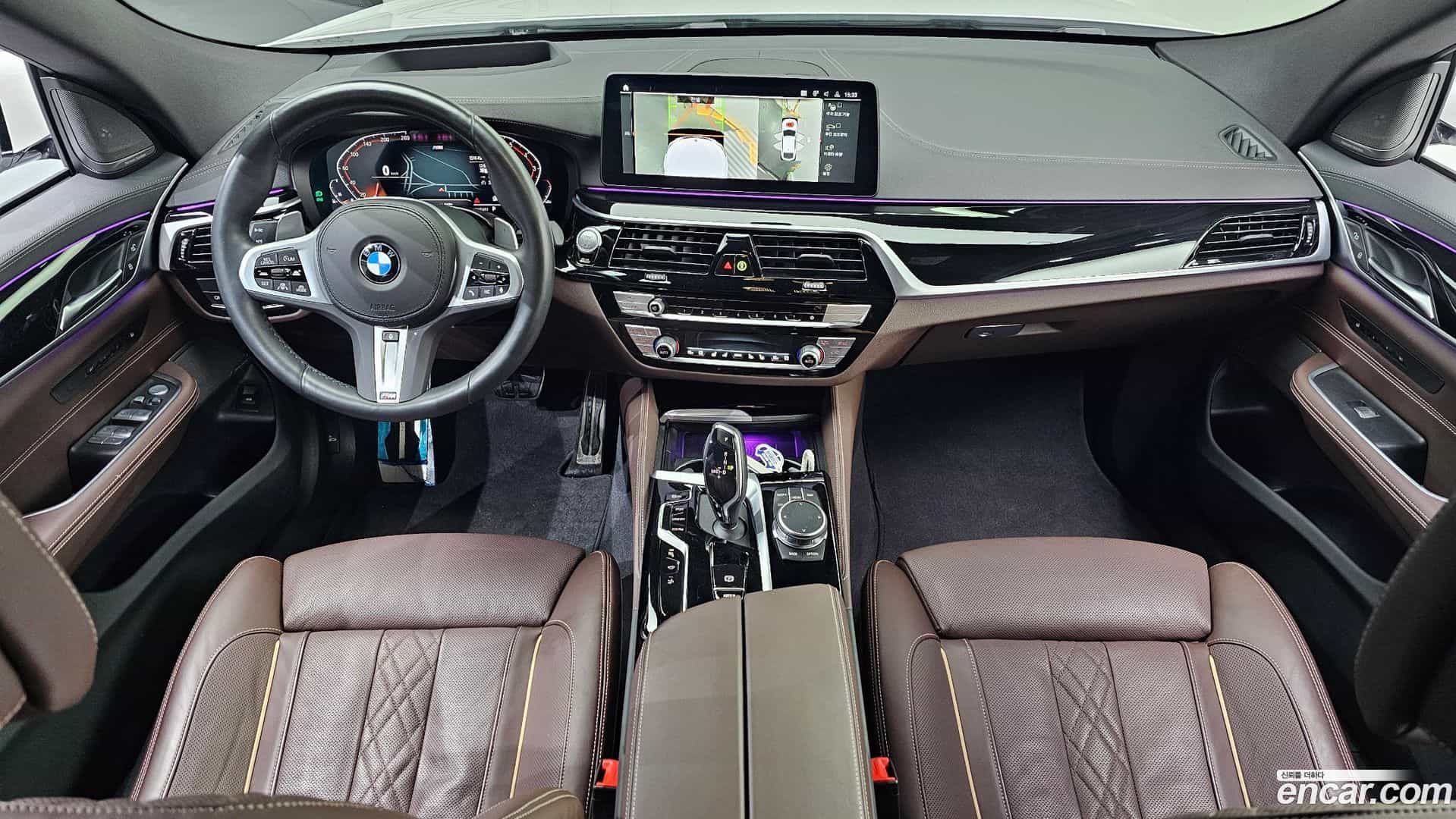 Gran Turismo BMW 2023.10-INNER-007