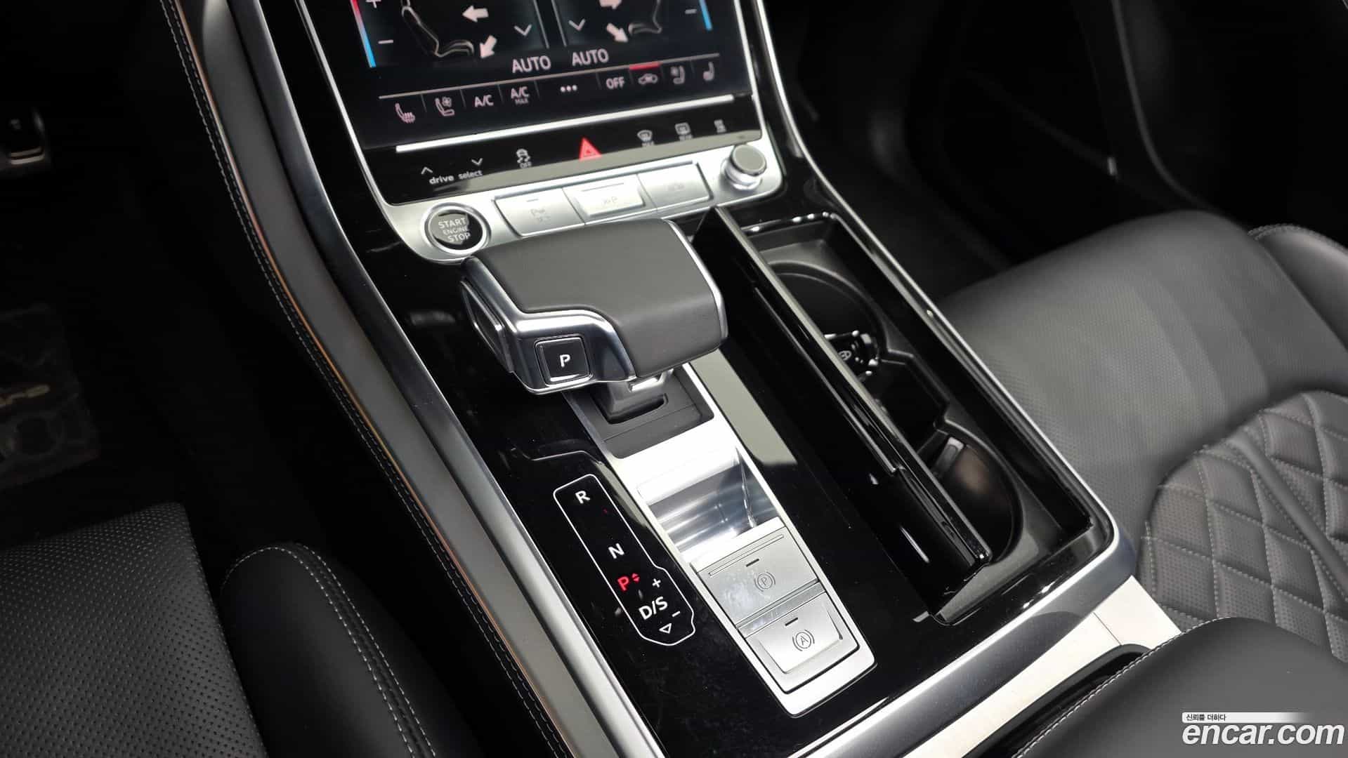 Q8 Audi 2021.8-INNER-009