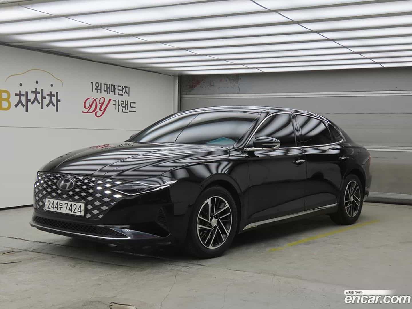 Grandeur Hyundai 2020.5-OUTER-001