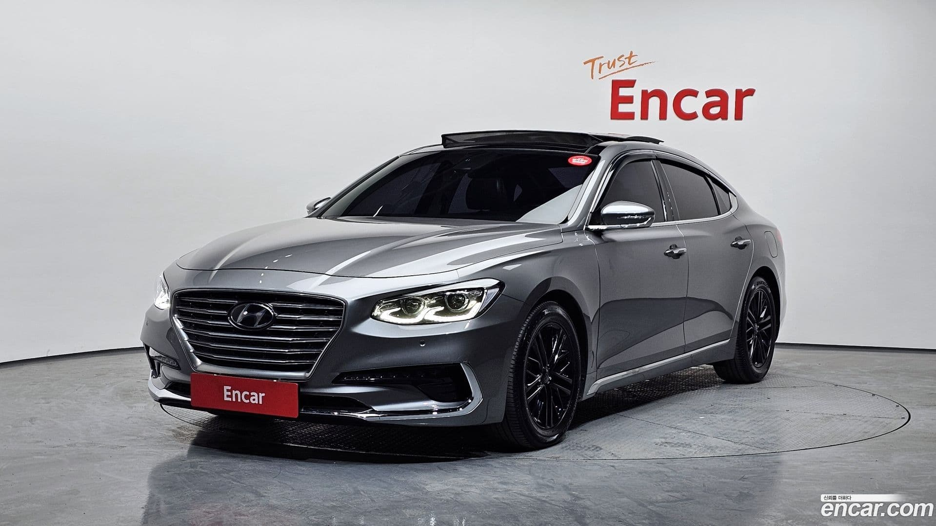 Main__Slider__Photo:Grandeur Hyundai 2017.3-0