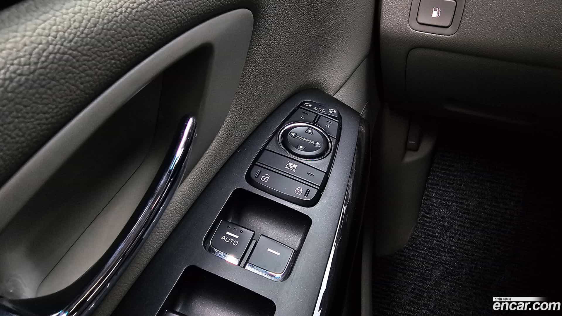 Canival Kia 2019.2-OPTION-020