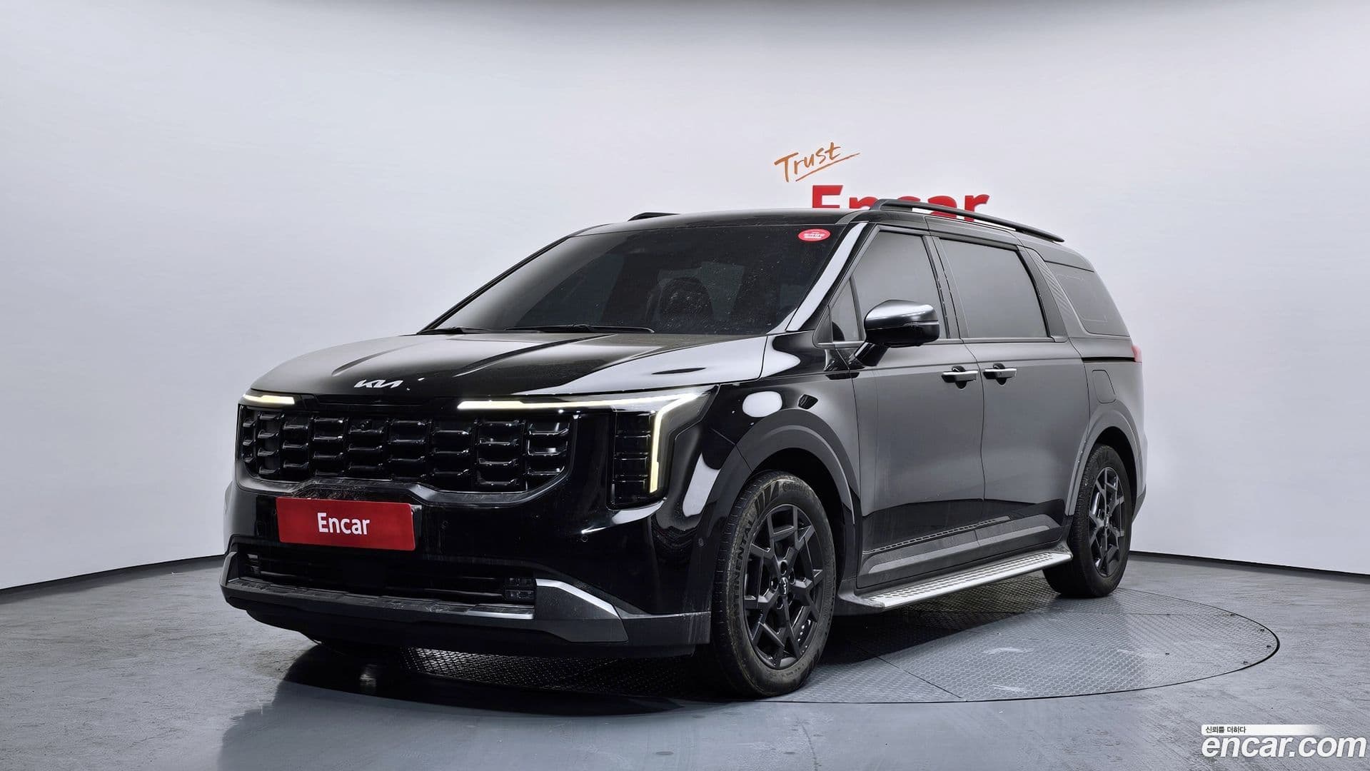 Main__Slider__Photo:Canival Kia 2024.2-0