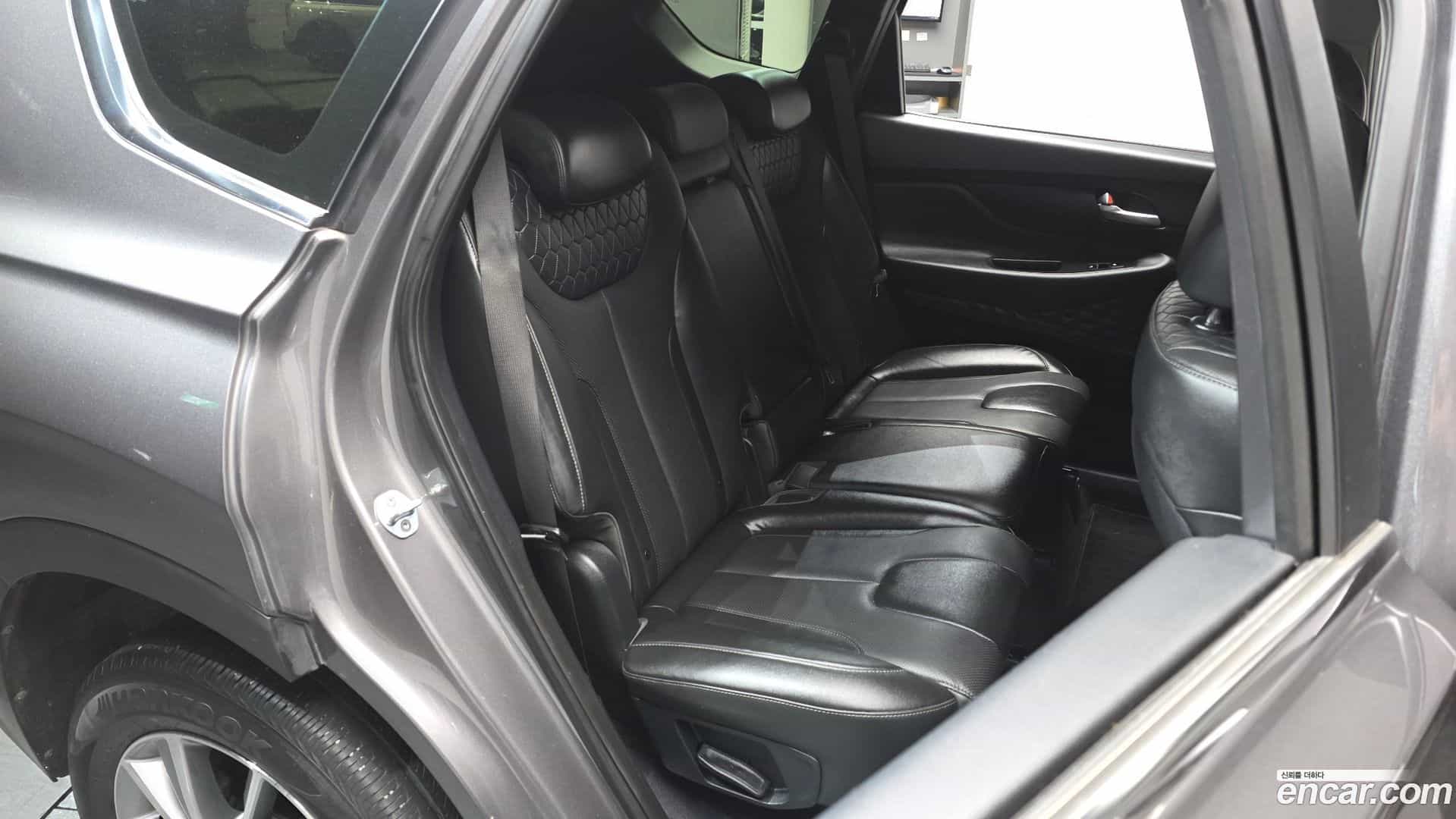 Santafe Hyundai 2019.7-OPTION-015