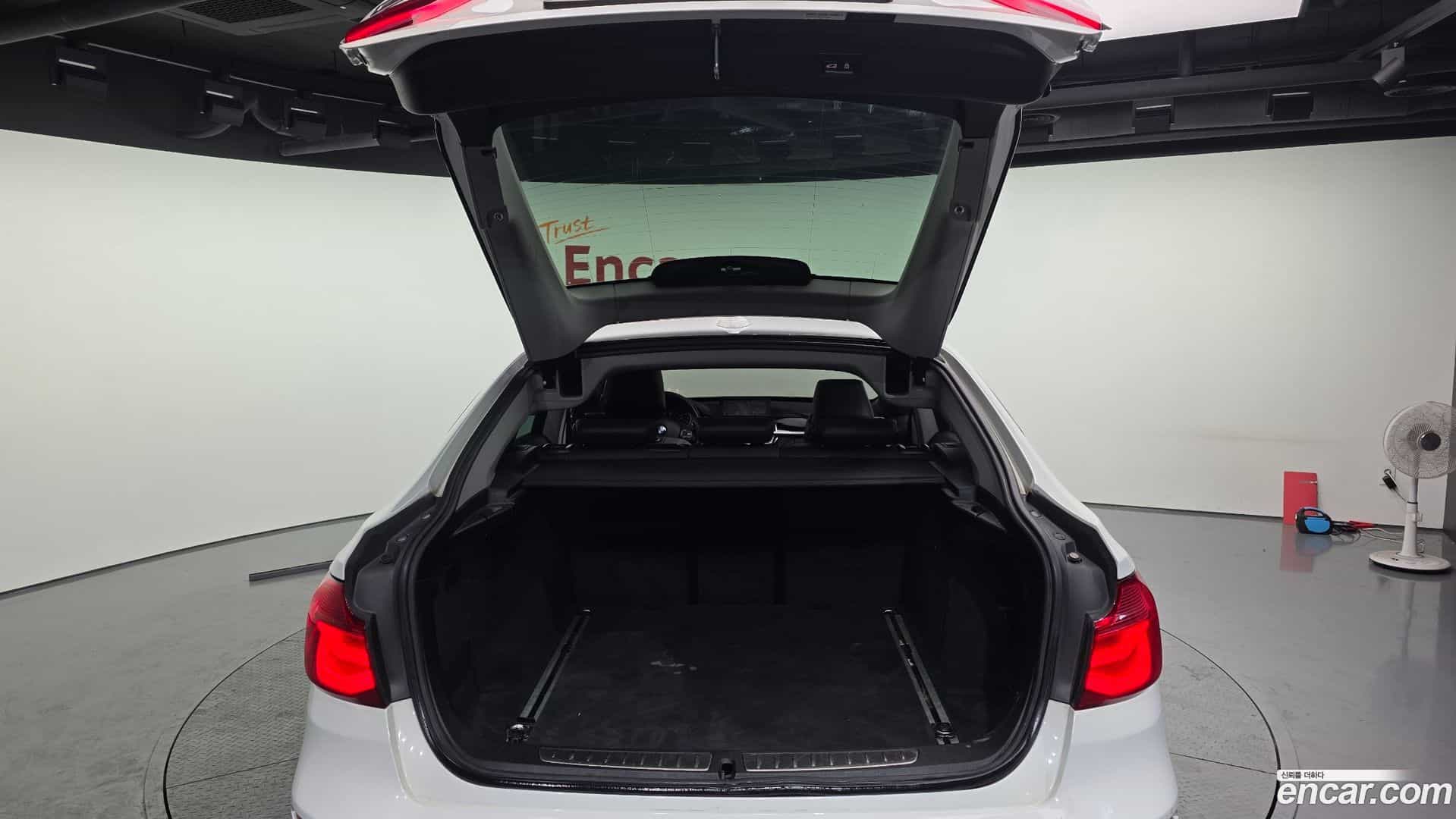 Gran Turismo BMW 2017.9-OPTION-024