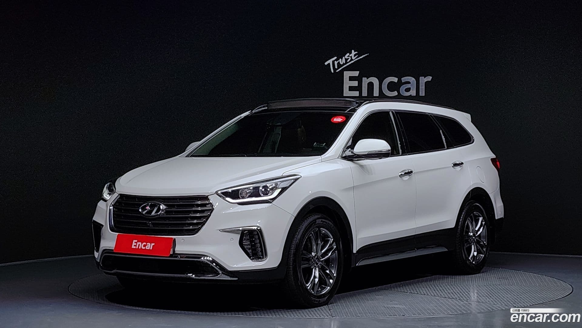 Main__Slider__Photo:Maxcruz Hyundai 2016.1-0