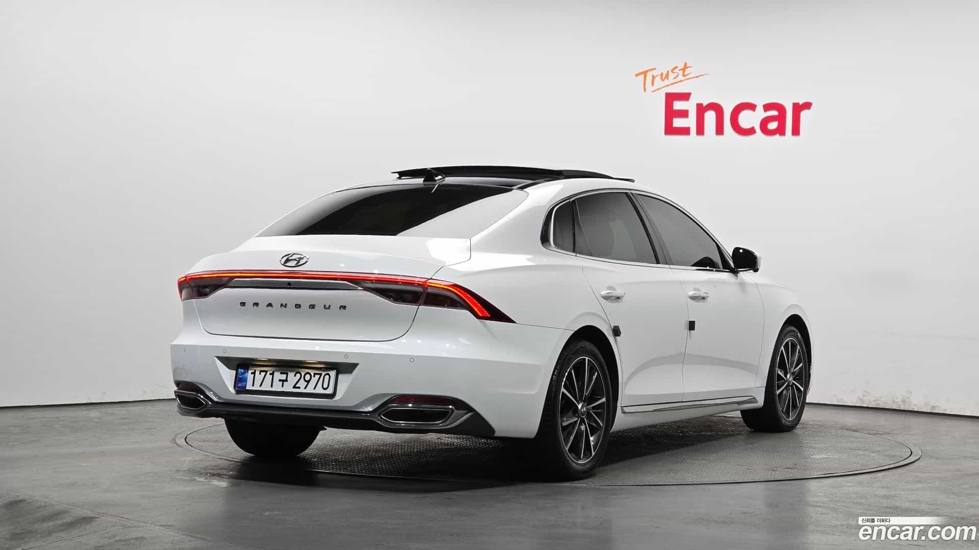 Grandeur Hyundai 2022.3-OUTER-002