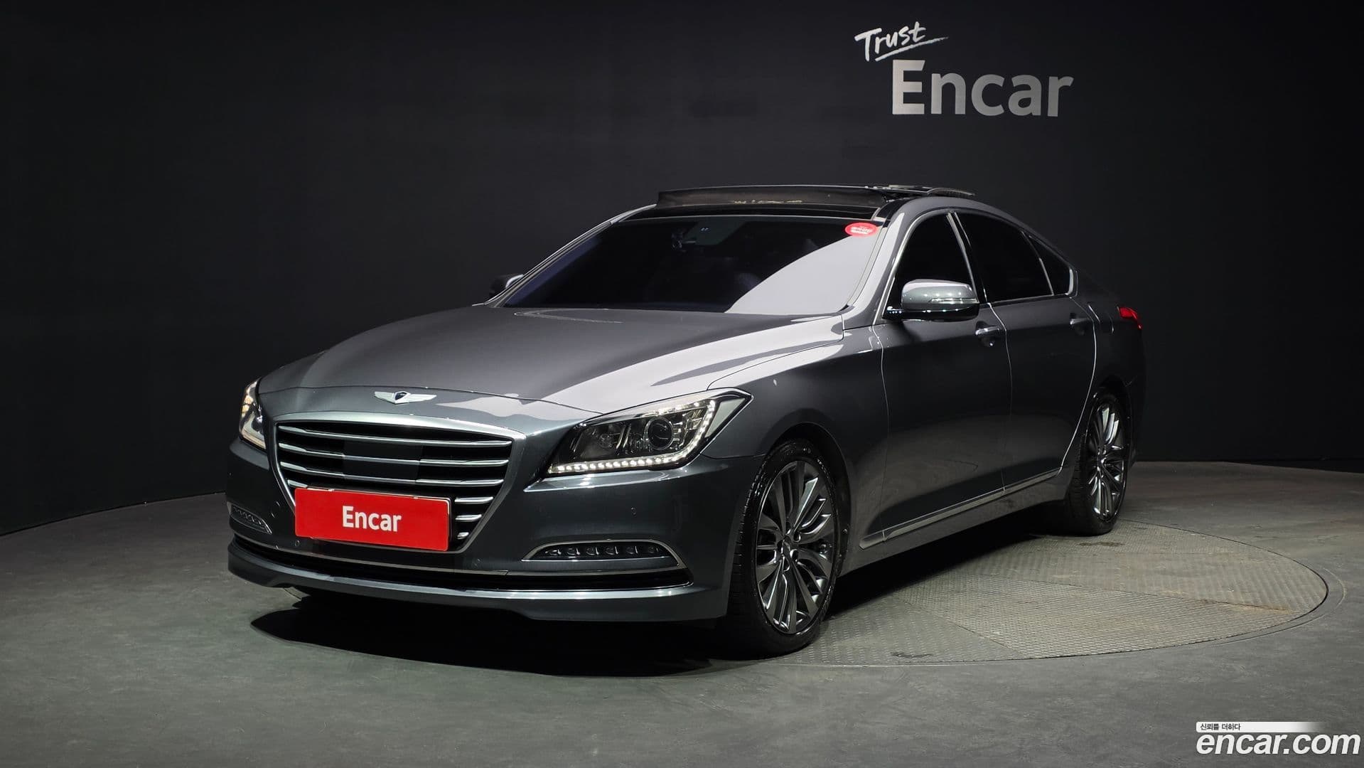 Main__Slider__Photo:Genesis Hyundai 2015.7-0