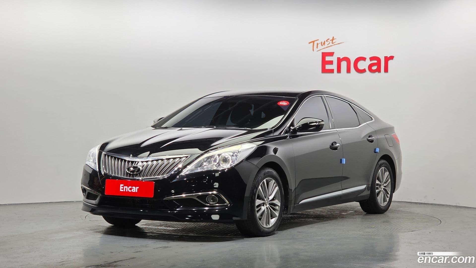 Main__Slider__Photo:Grandeur Hyundai 2015.9-0
