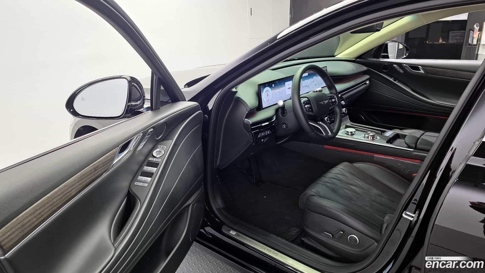 G80 Genesis 2024.1-INNER-010