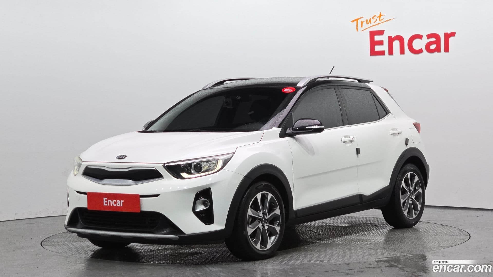 Main__Slider__Photo:Stonic Kia 2018.1-0