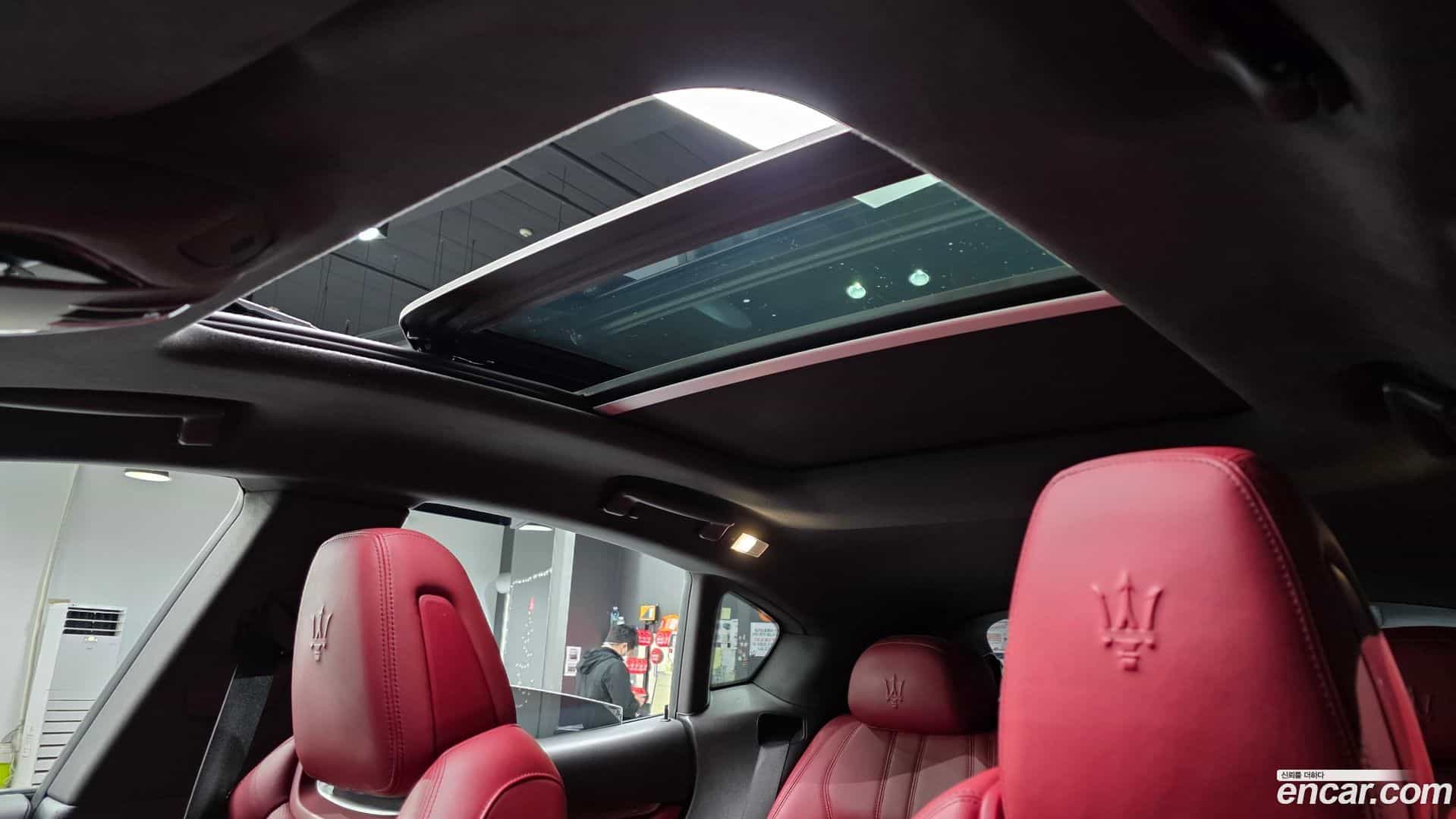 Levante Maserati 2019.2-OPTION-019