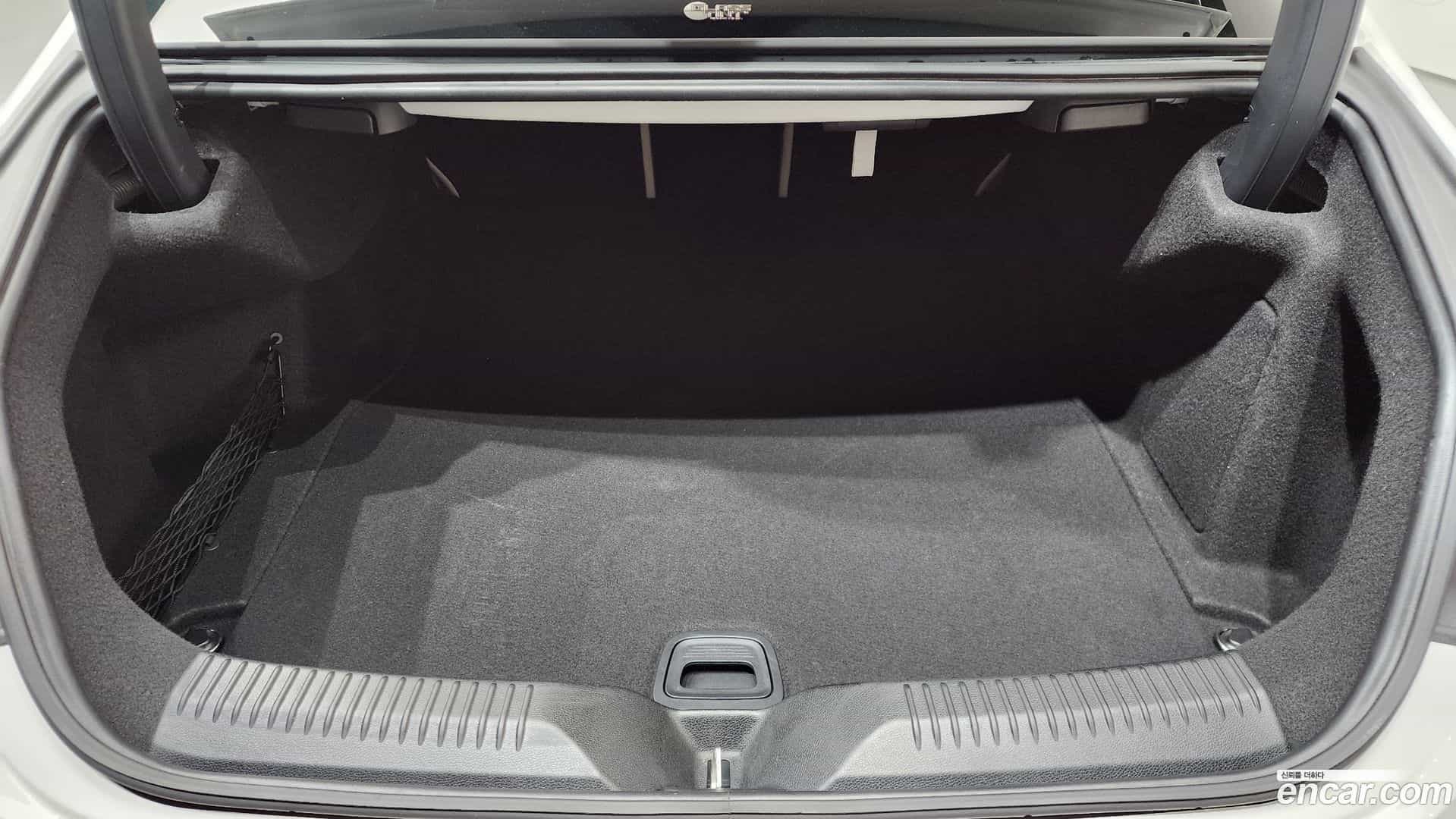 CLS-Class Mercedes-Benz 2021.8-OPTION-024
