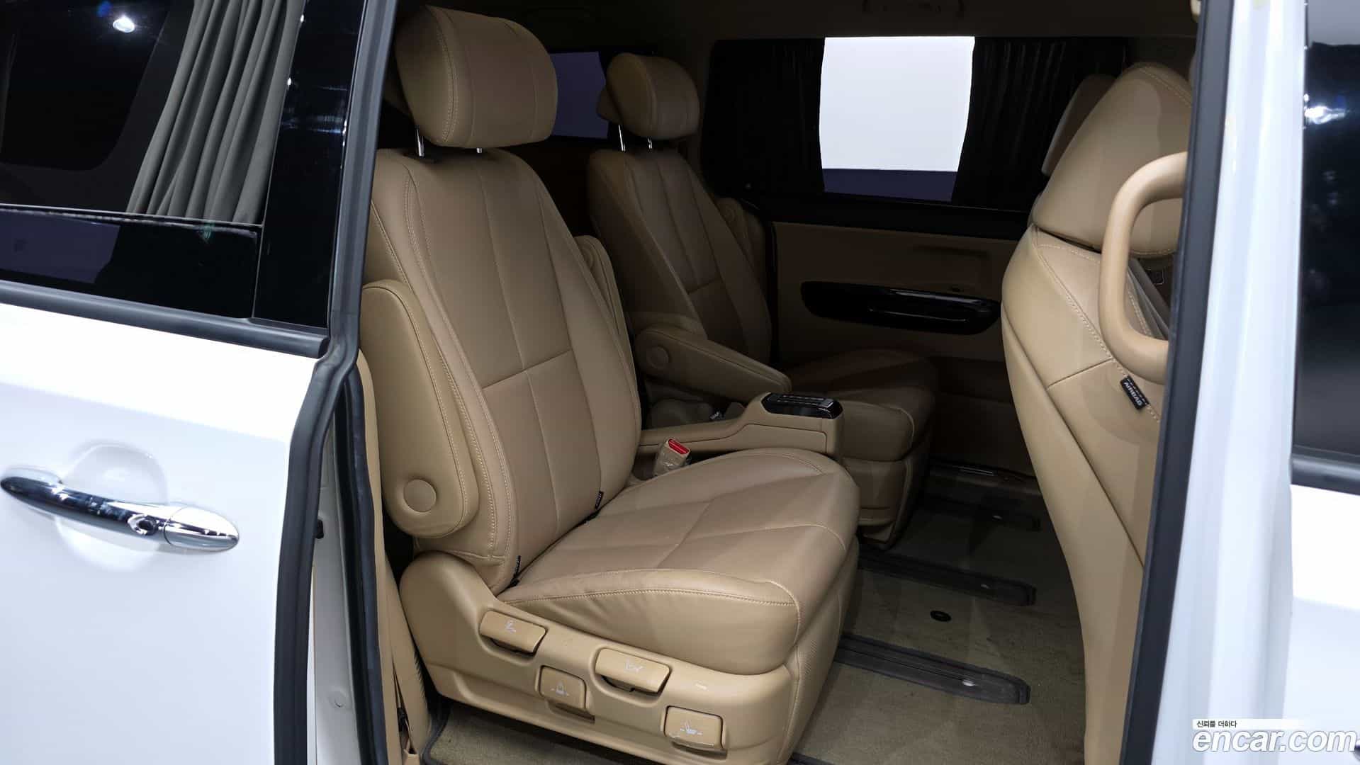 Canival Kia 2019.2-OPTION-016