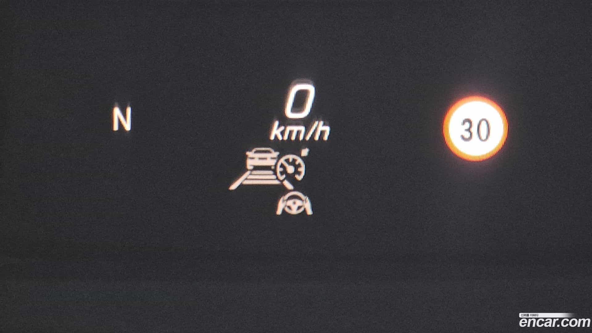E-Class Mercedes-Benz 2022.3-OPTION-020