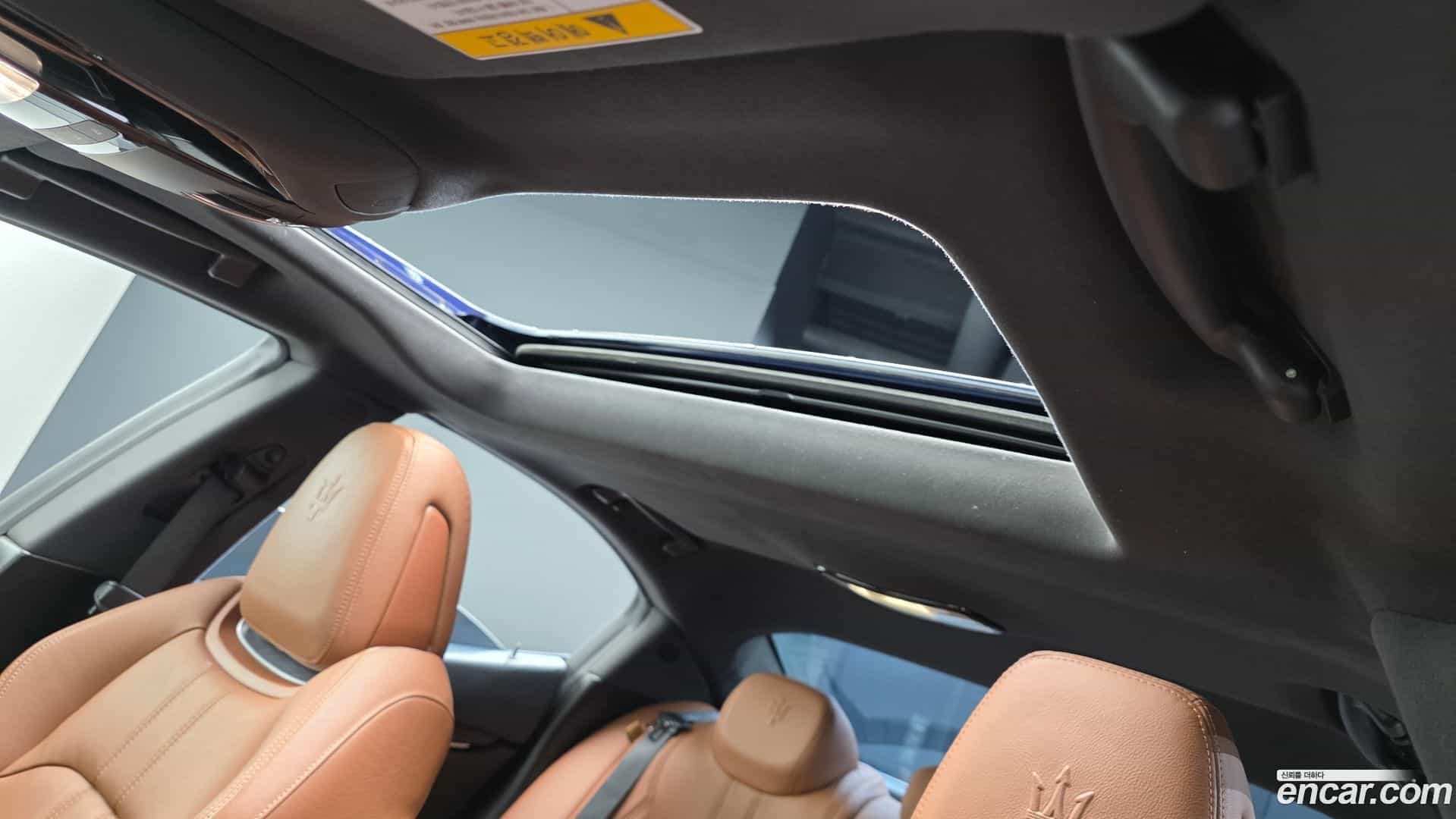 Ghibli Maserati 2017.2-OPTION-023