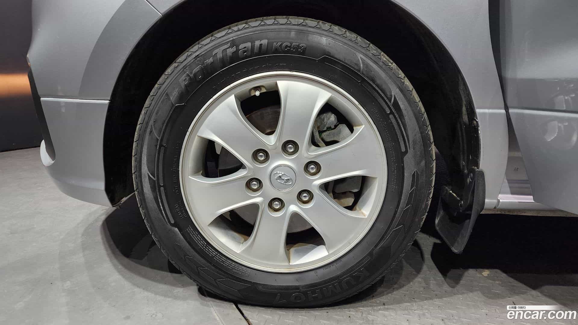 Starex Hyundai 2018.2-OUTER-005