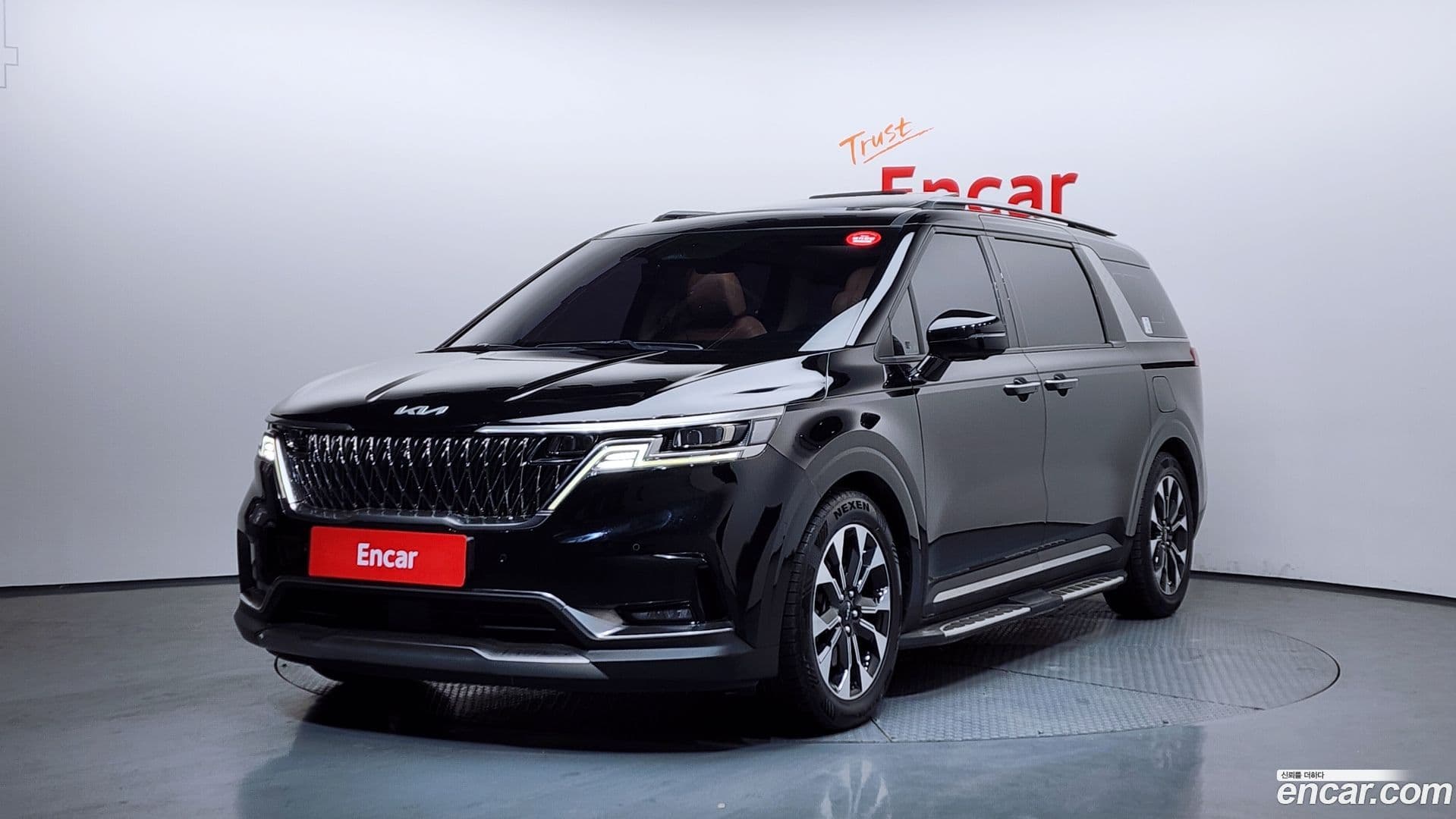 Main__Slider__Photo:Canival Kia 2022.4-0