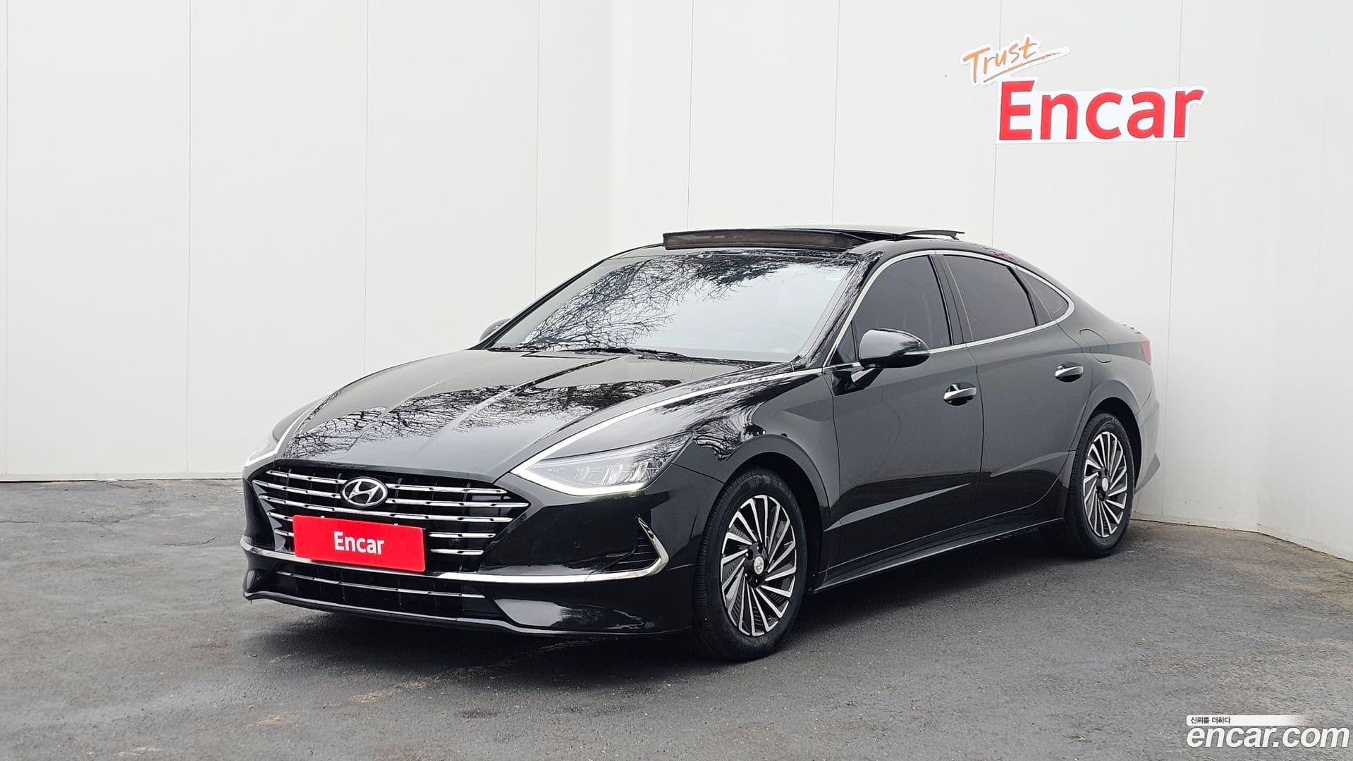 Main__Slider__Photo:Sonata Hyundai 2020.4-0