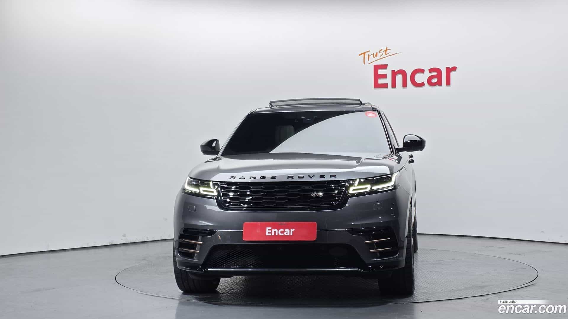 Range Rover Velar Land Rover 2018.3-OUTER-003