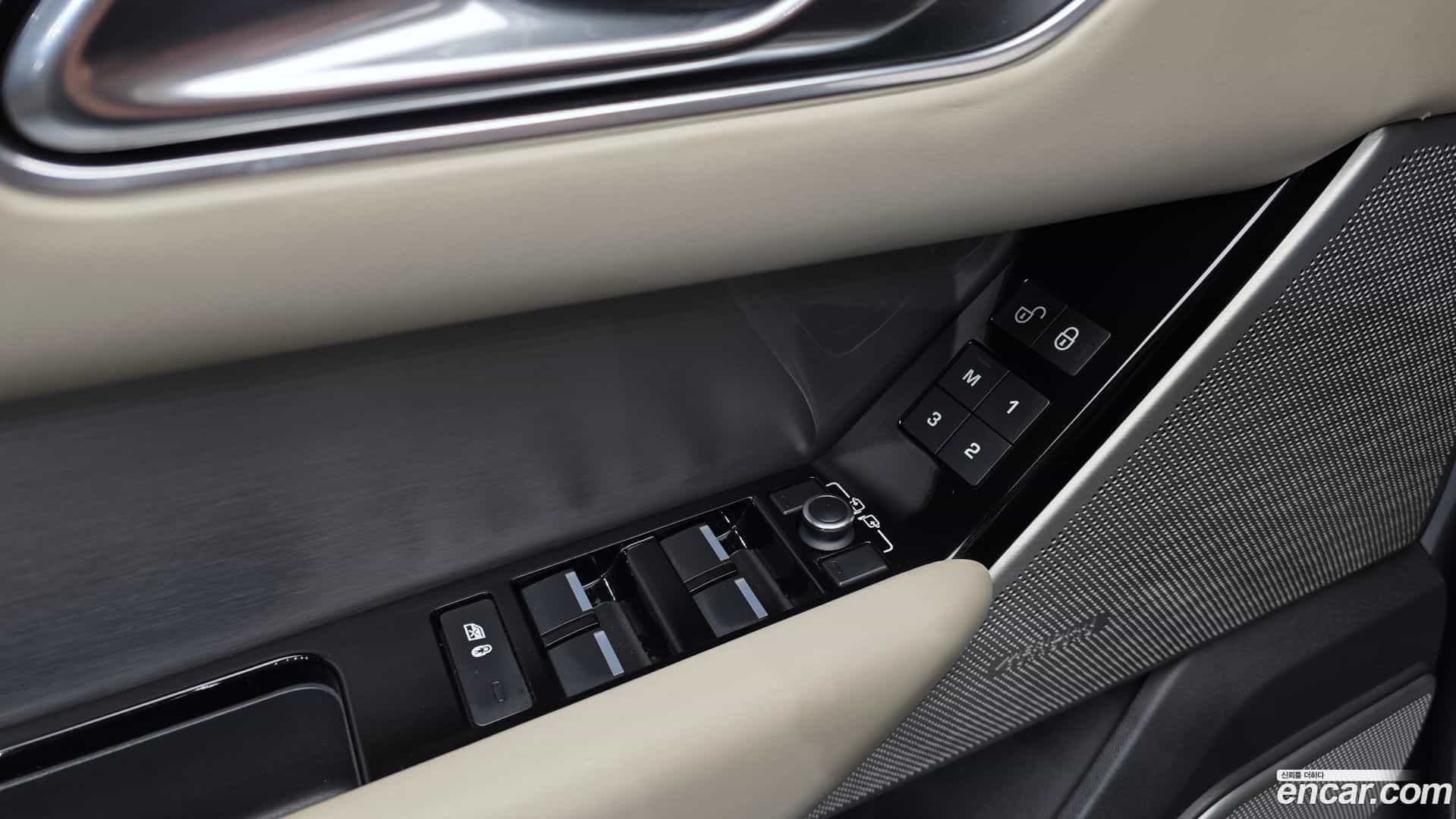 Range Rover Velar Land Rover 2018.3-OPTION-021